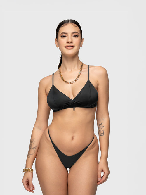 LEILA BLACK MATTE
