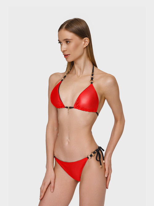 NAOMI RED WITH RINGS